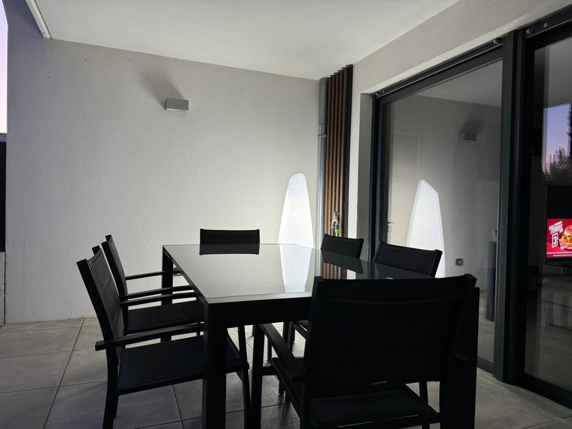 T3 Neuf Avec Terrasse Et Jardin Face A La Mer Bandol Exteriér fotografie